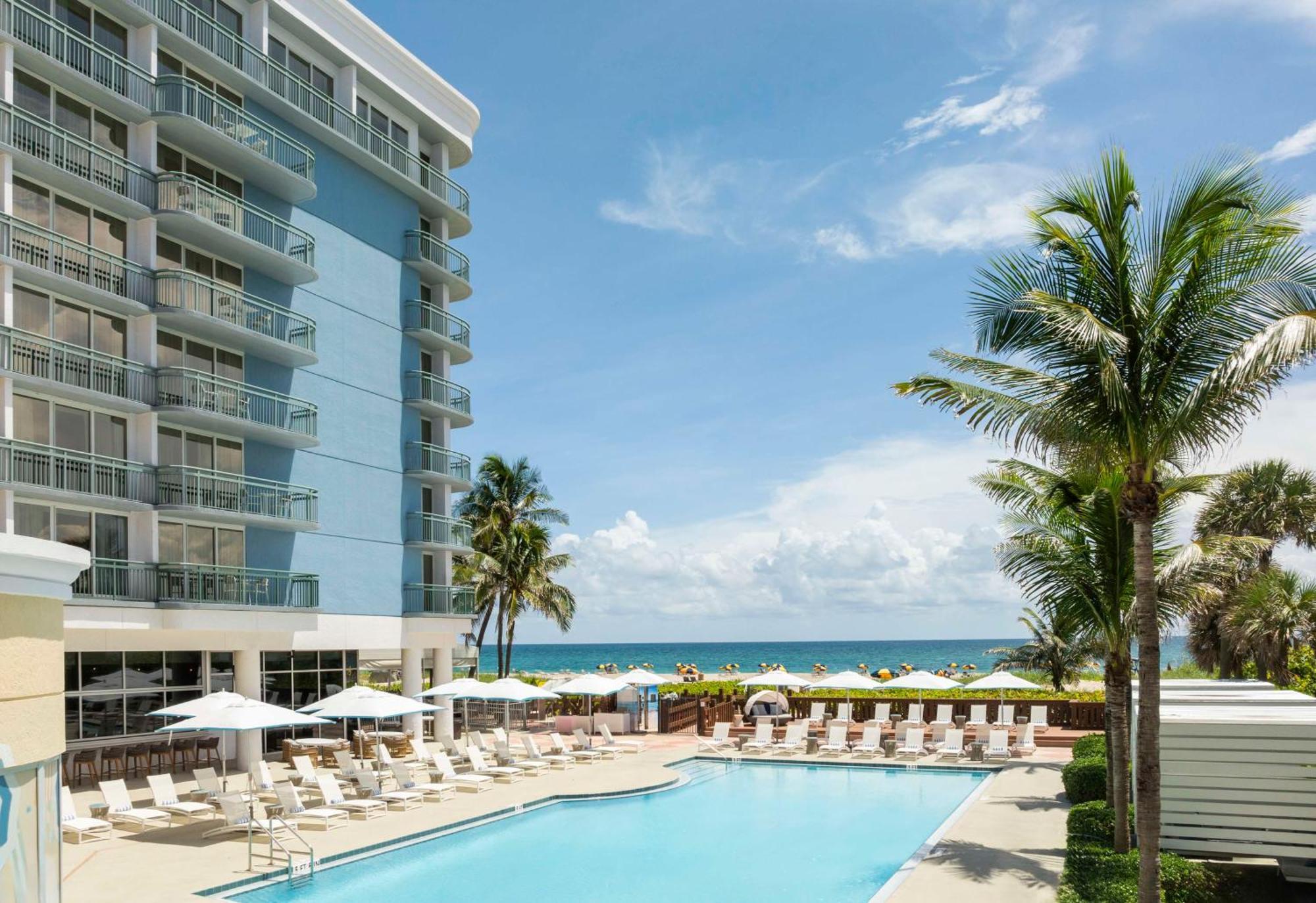 The Singer Oceanfront Resort, Curio Collection By Hilton Riviera Beach Zewnętrze zdjęcie