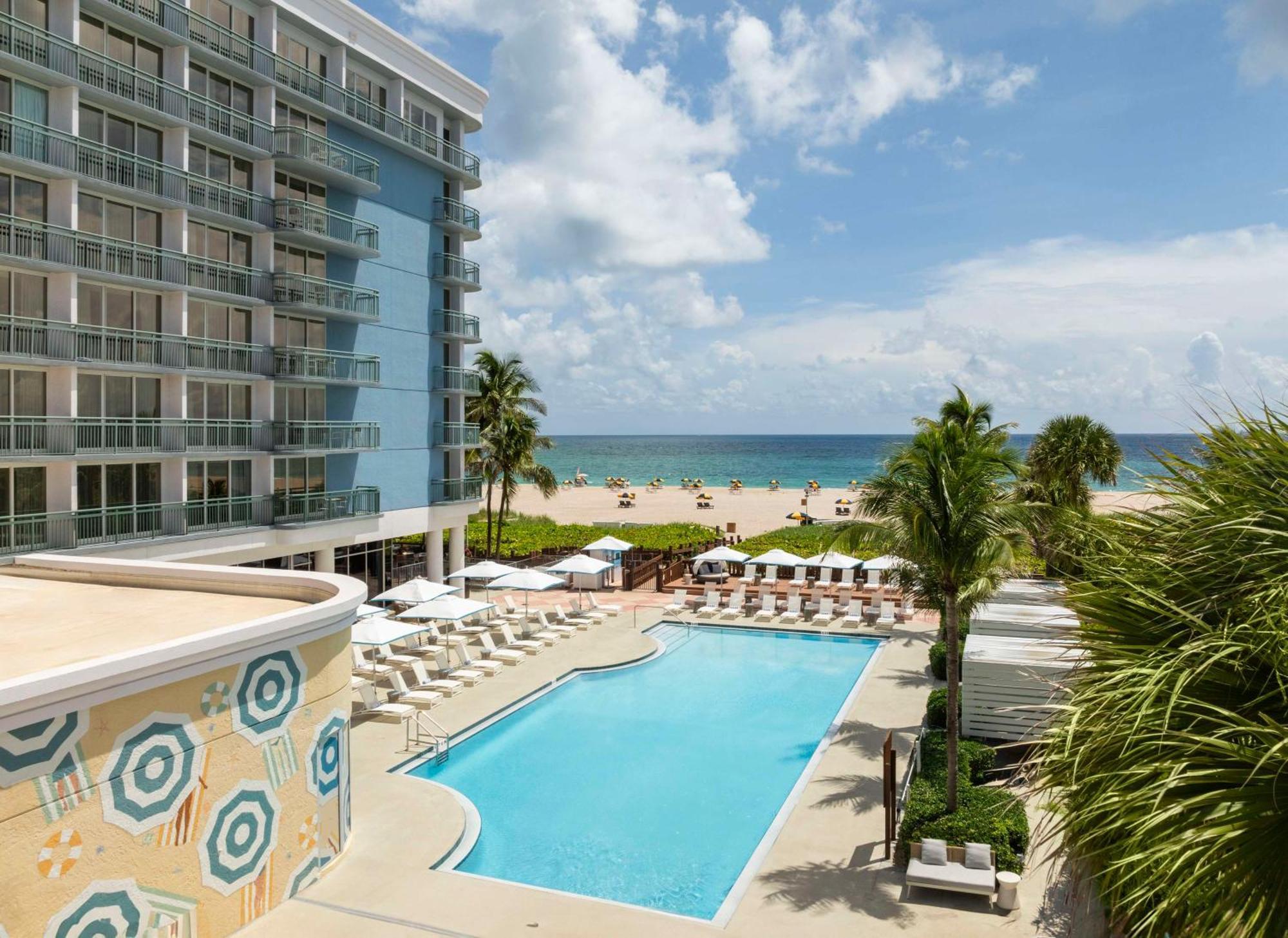 The Singer Oceanfront Resort, Curio Collection By Hilton Riviera Beach Zewnętrze zdjęcie
