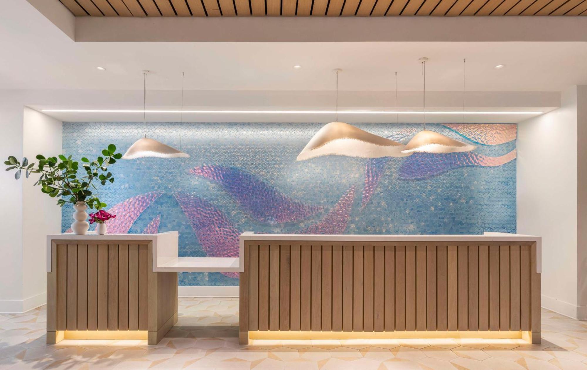 The Singer Oceanfront Resort, Curio Collection By Hilton Riviera Beach Zewnętrze zdjęcie